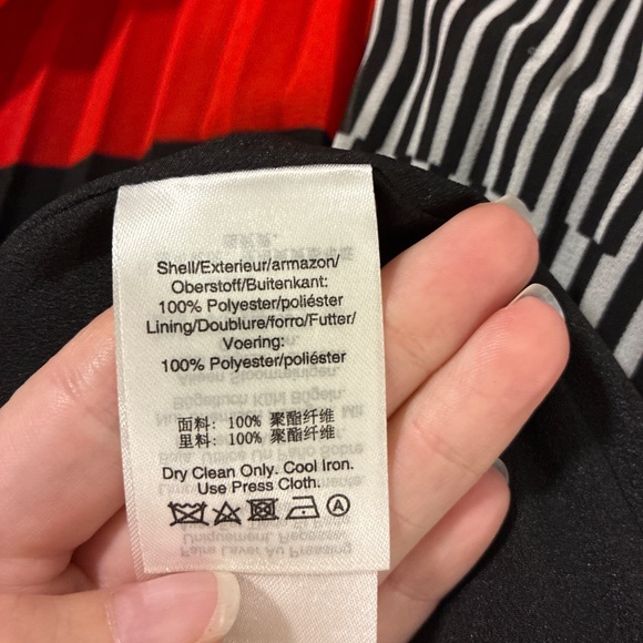 DKNY Skirt - Picture 5 of 5